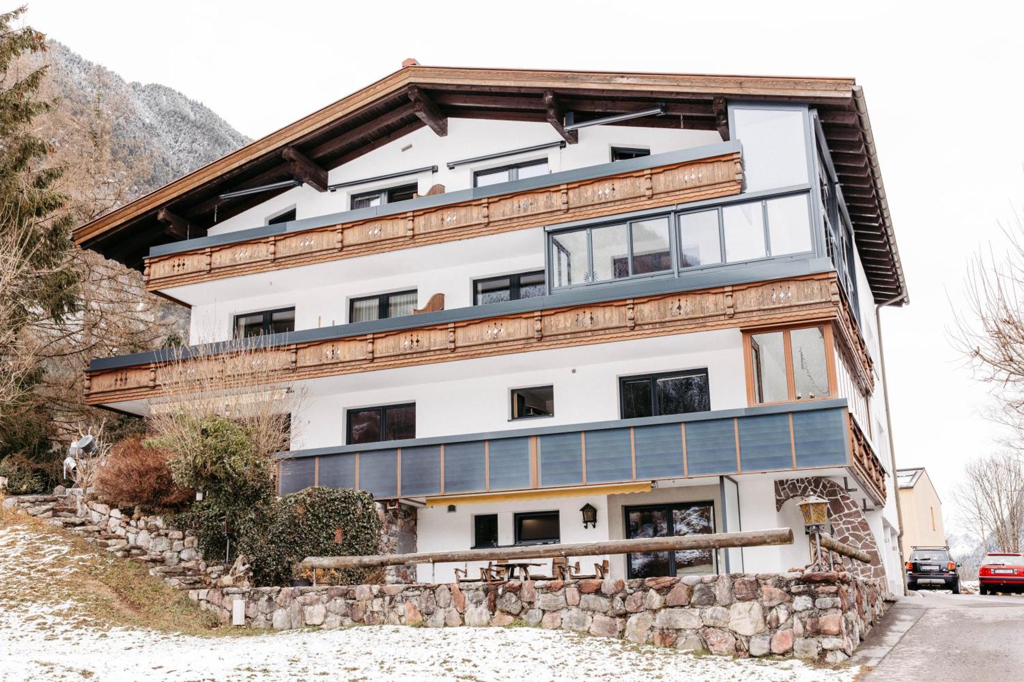 ホテル Haus Kella-Egg ブラント エクステリア 写真